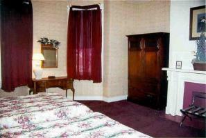 Hotel Biltmore Suites