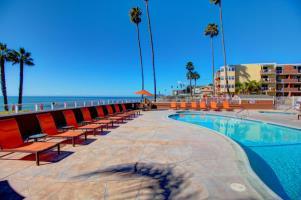 Hotel Sea Crest Resort