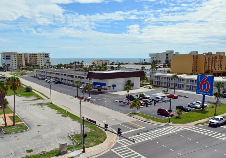 Hotel Motel 6 Cocoa Beach