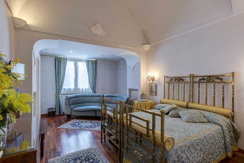 Hostal Relais La Rupe
