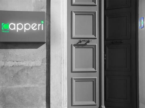Hostal Capperi House