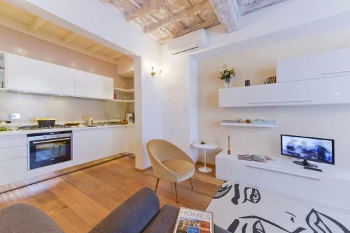 Don Giovanni Halldis Apartment