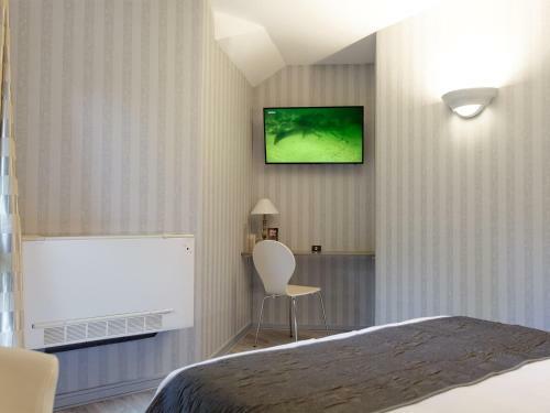 Hotel H�tel Le Chantereigne