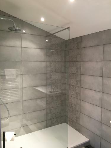 Hotel Logis H�tel Le Moulin De Chalons
