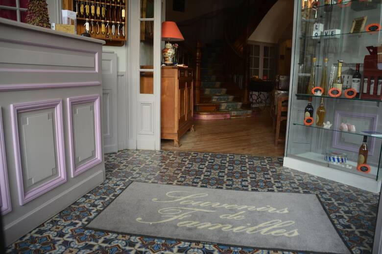 Hotel Souvenirs De Familles