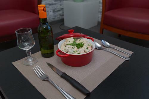 Hotel Campanile Chantilly Sud - Luzarches
