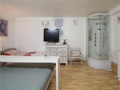 Two-bedroom Holiday Home Sainte Maxime 0 03