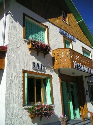 Hotel Le Sans Souci