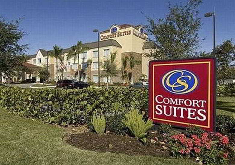 Hotel Comfort Suites
