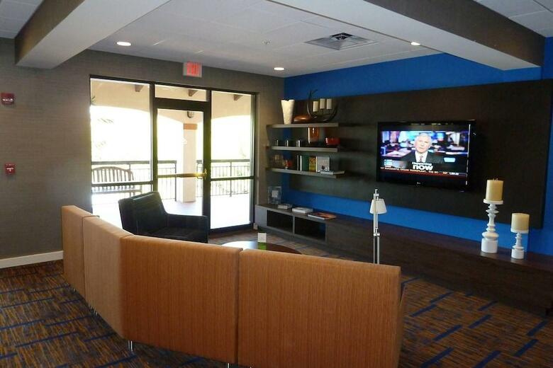 Hotel Courtyard By Marriott Key West Waterfront