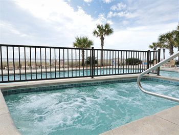 Hotel Resortquest Azure