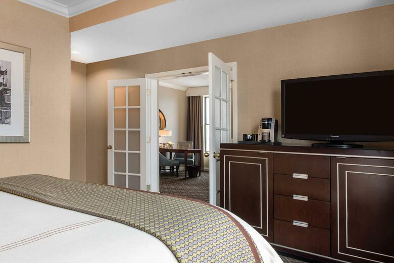 Omni Severin Hotel