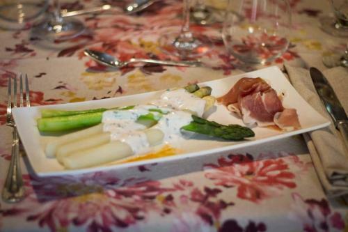 Bed & Breakfast Maison D'h�tes Aux Bories De Marquay