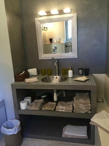 Bed & Breakfast La Borie En Provence