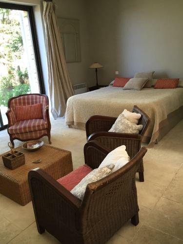 Bed & Breakfast La Borie En Provence