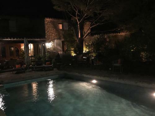 Bed & Breakfast La Borie En Provence