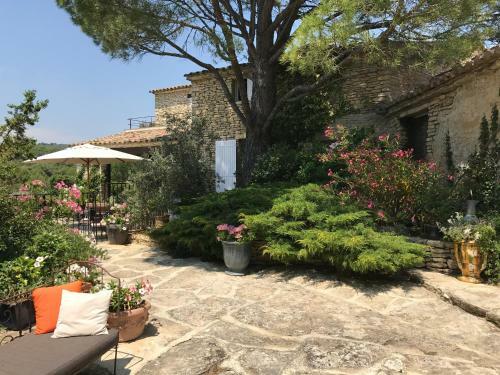 Bed & Breakfast La Borie En Provence