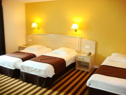 Hotel Logis L'abreuvoir