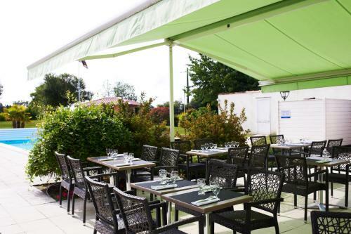Hotel Logis L'abreuvoir