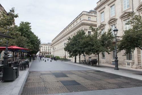 Grand Th��tre Bright Apartment