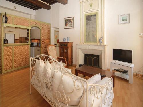 Two-bedroom Apartment In Avignon