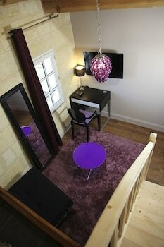 Hostal Maison De La Commanderie
