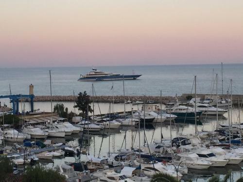 Hotel Ibis Budget Menton Bord De Mer