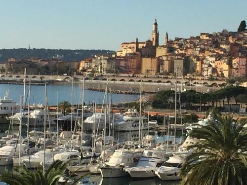 Hotel Ibis Budget Menton Bord De Mer