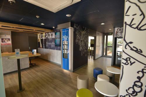 Hotel Ibis Budget Menton Bord De Mer