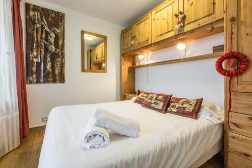 Apartment Mummery 1