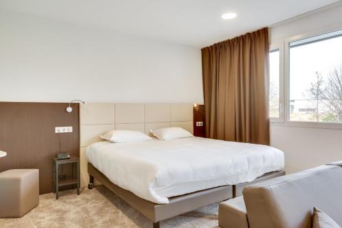 Hotel H�tel Balladins Caen M�morial