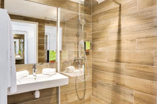 Hotel H�tel Balladins Caen M�morial