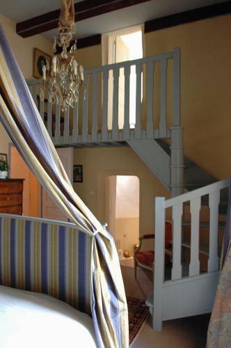 Hostal Ch�teau Royal De Saint Saturnin - Chateaux Et Hotels Collection