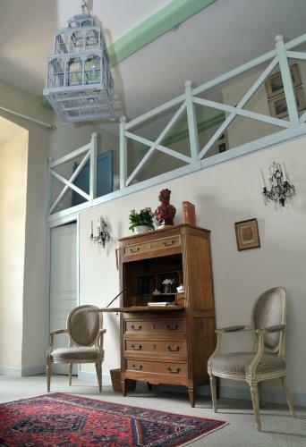 Hostal Ch�teau Royal De Saint Saturnin - Chateaux Et Hotels Collection