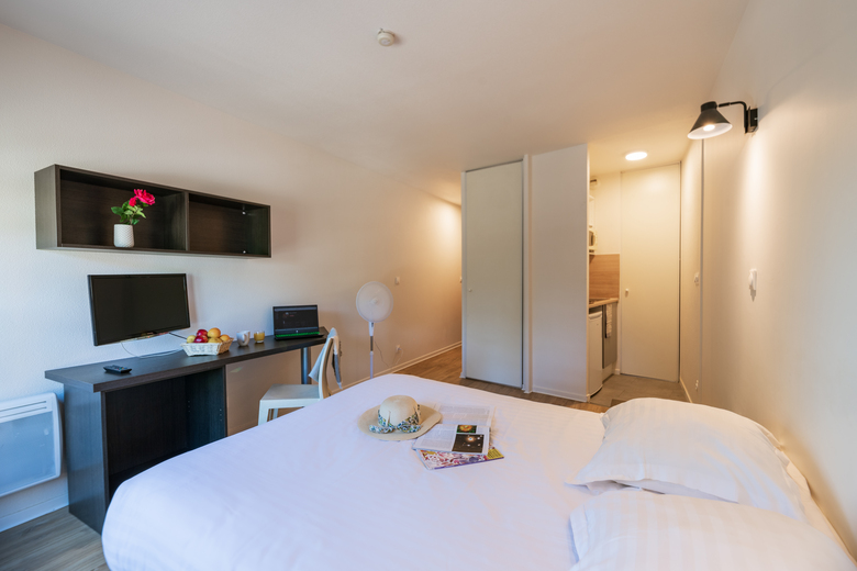 Aparthotel Cerise Valence