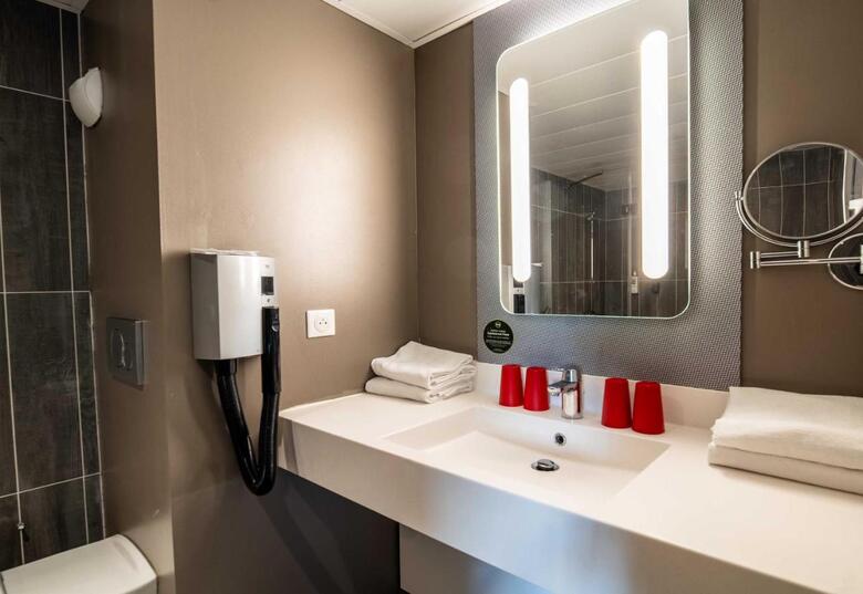 B&B Hotel Limoges 3