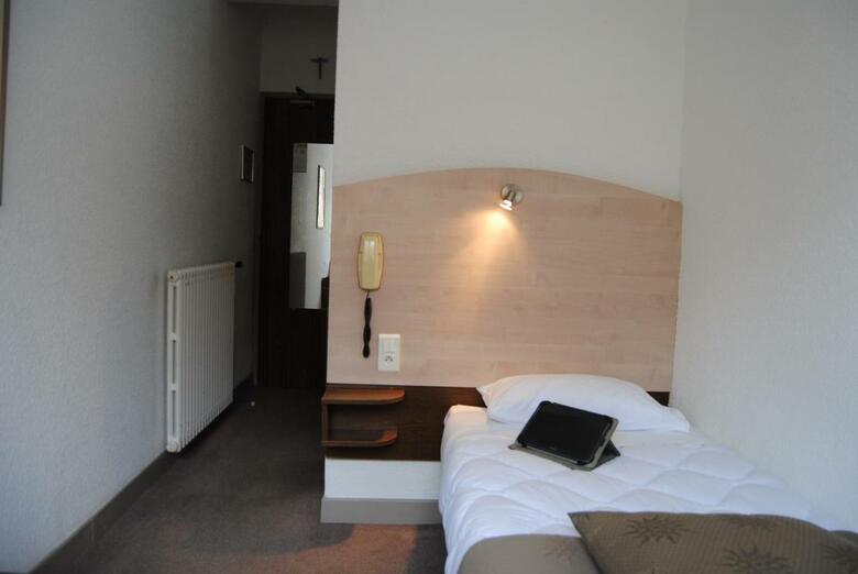 Hotel Notre Dame De La Sarte
