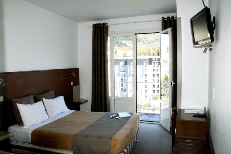 Hotel Notre Dame De La Sarte