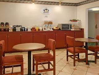 Hotel Super 8 - Memphis Airport