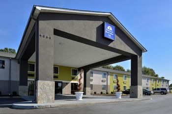 Hotel Super 8 - Memphis Airport