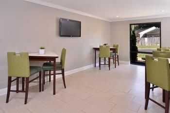 Hotel Super 8 - Memphis Airport
