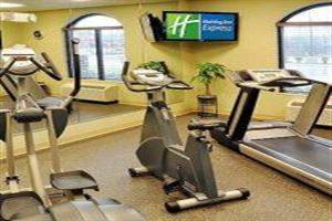 Holiday Inn Express Hotel And Suites