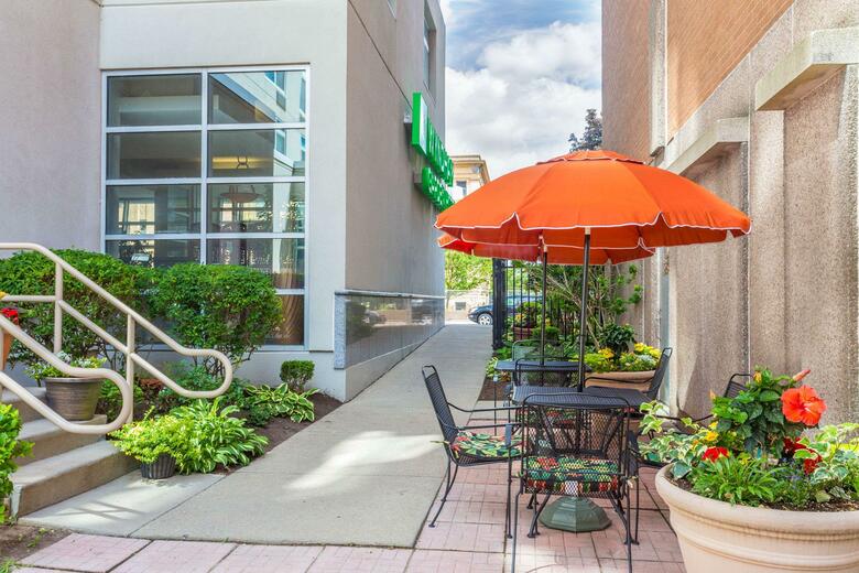 Hotel Doubletree Club Buffalo Downtown