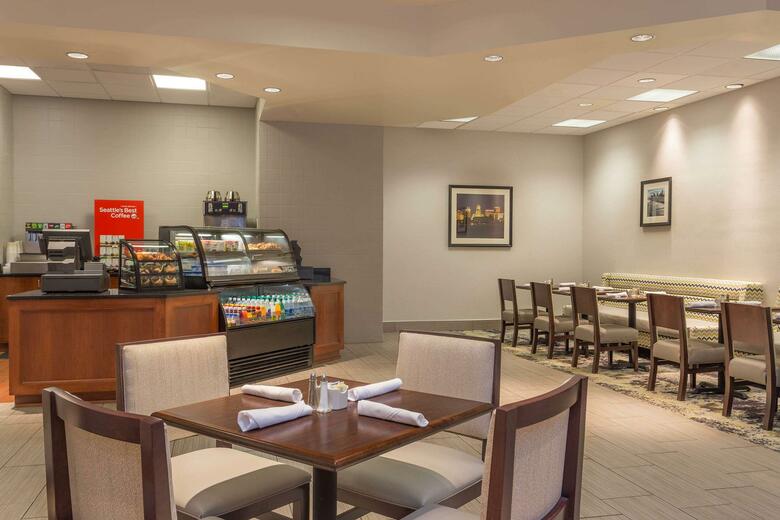 Hotel Doubletree Club Buffalo Downtown