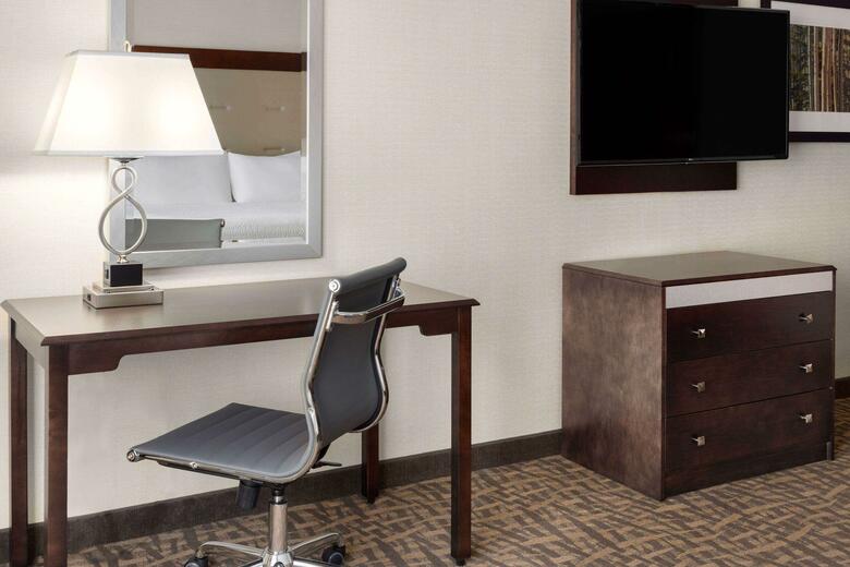Hotel Doubletree Club Buffalo Downtown