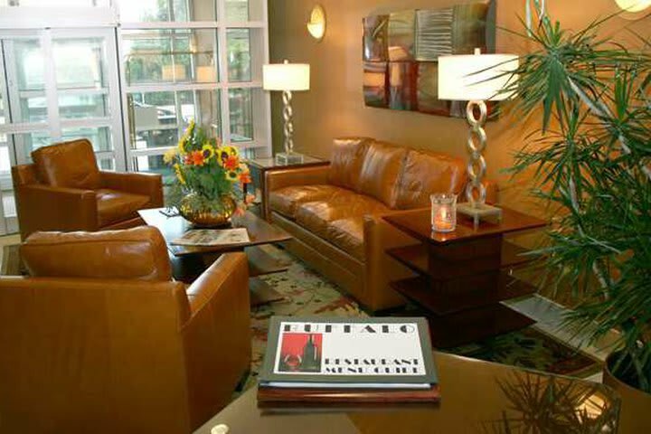 Hotel Doubletree Club Buffalo Downtown