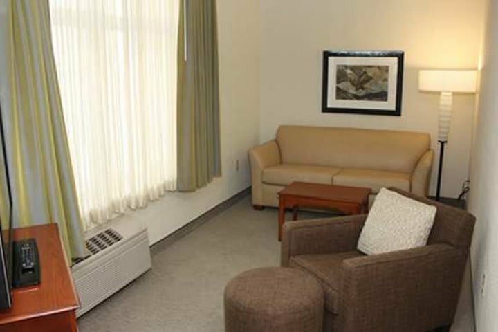 Hotel Doubletree Club Buffalo Downtown
