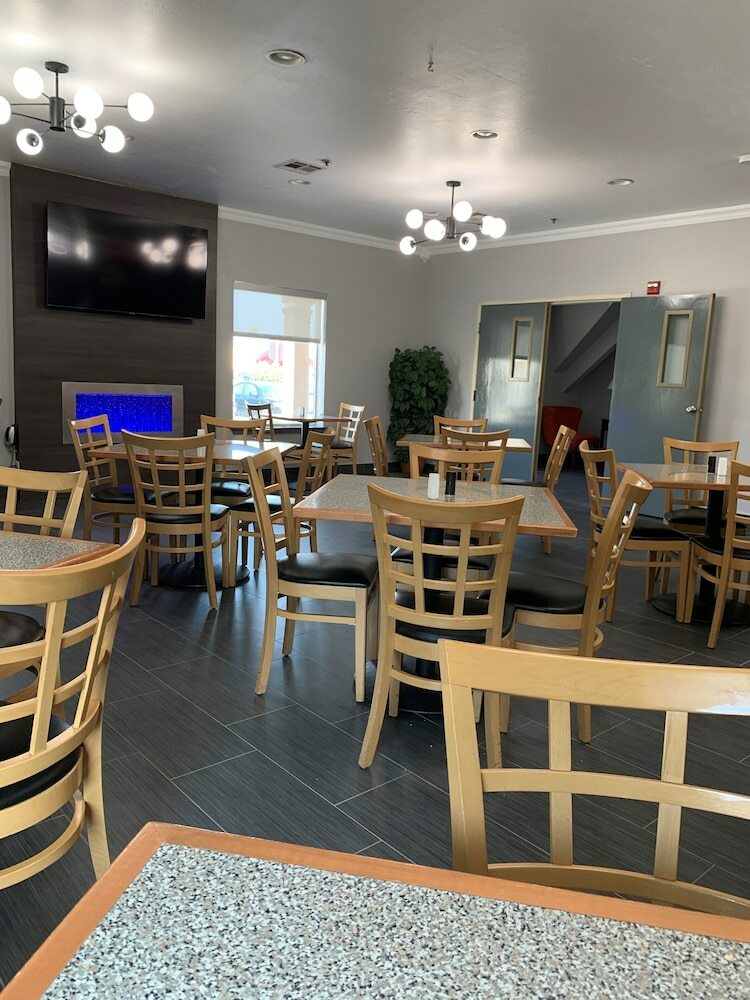 Hotel Howard Johnson Inn - Oklahoma City