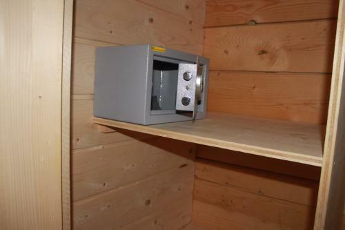 Hotel Les Cabanes Dans Les Bois