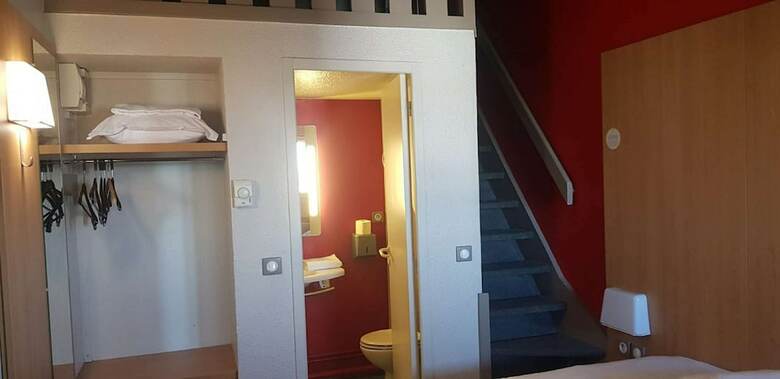 Hotel Kyriad Direct Poitiers - Gare Du Futuroscope